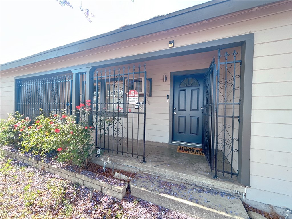1125 E E st 1