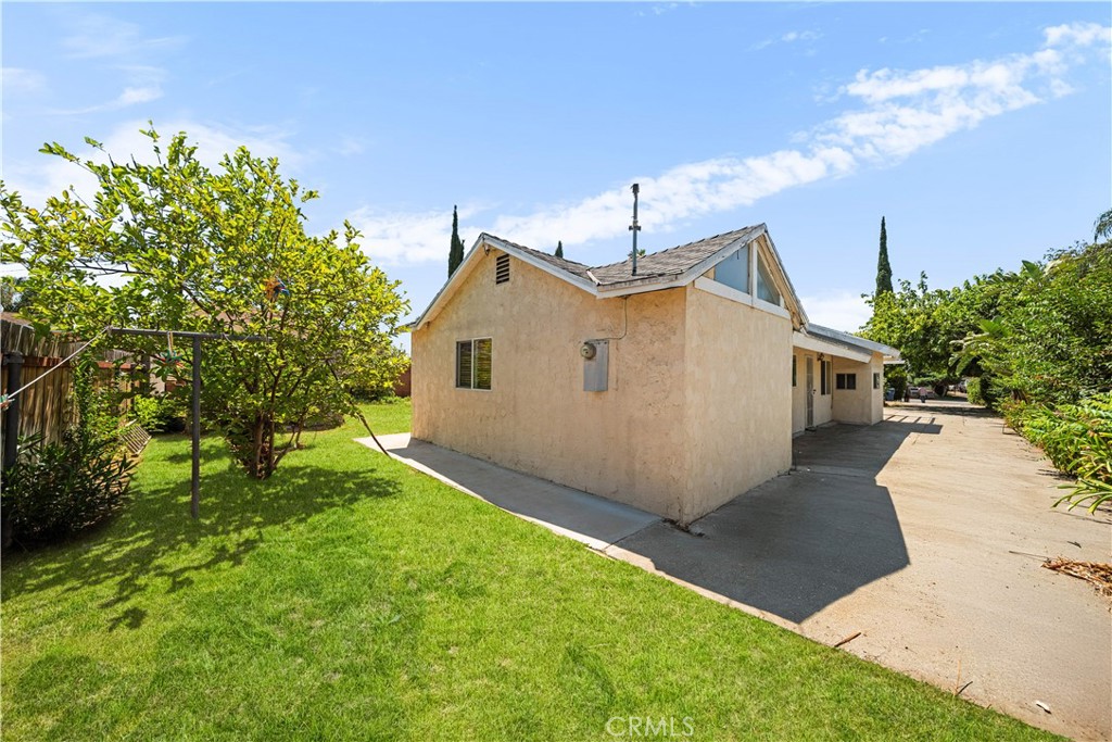 15921 Meadowside Street
