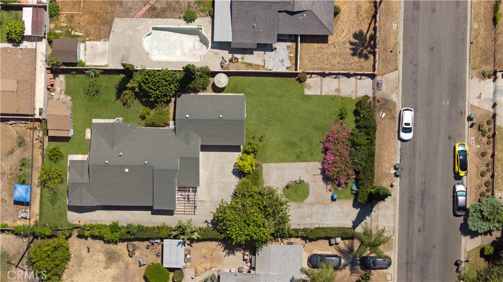 15921 Meadowside Street