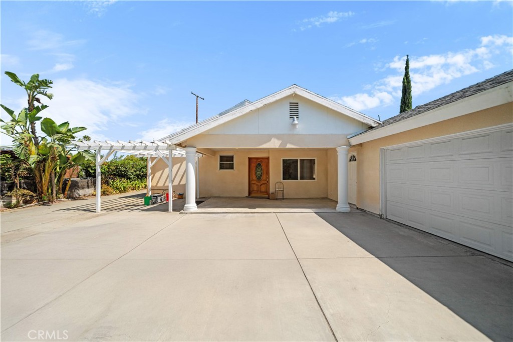 15921 Meadowside Street