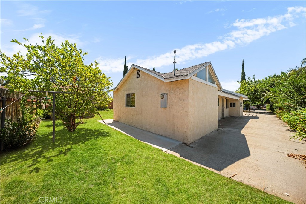 15921 Meadowside Street