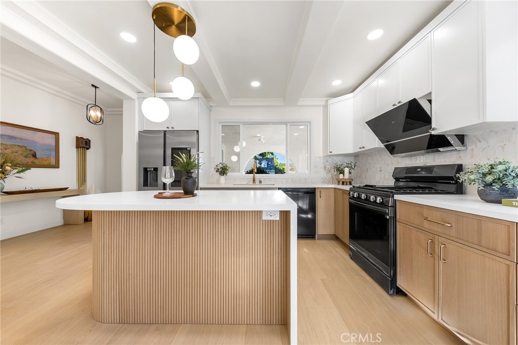 1211 S 3rd Street