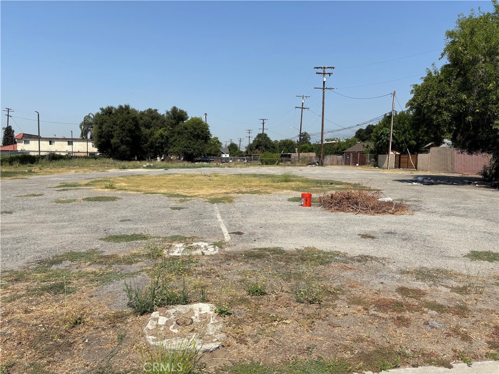 1996 N E Street