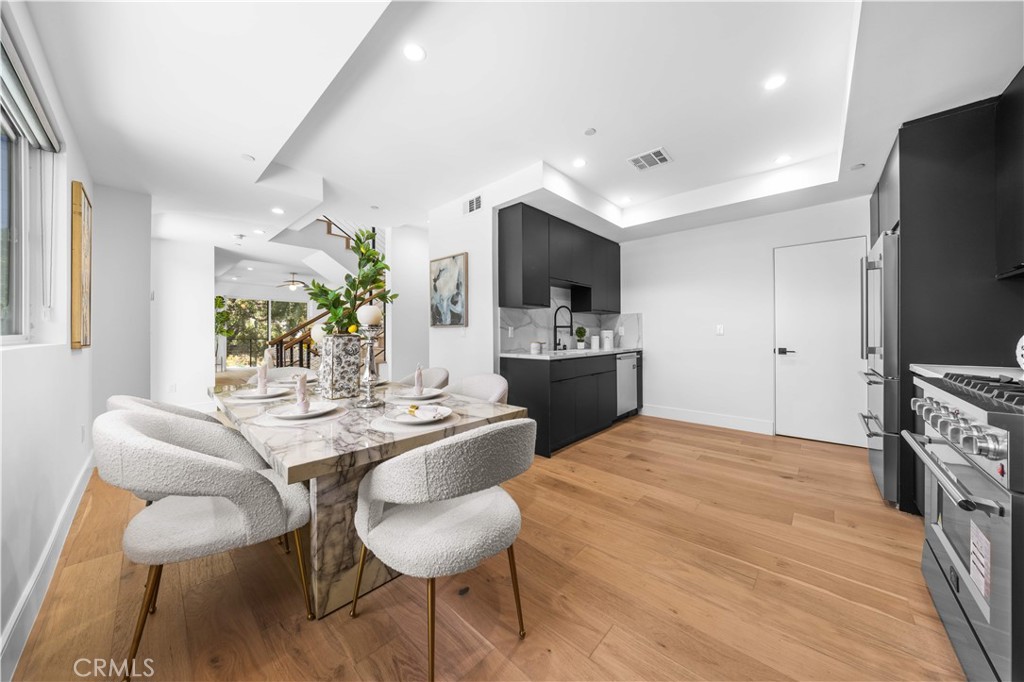 6050 E Burwood Avenue