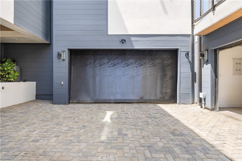 6050 E Burwood Avenue