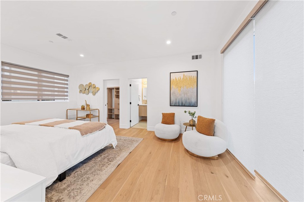 6050 E Burwood Avenue