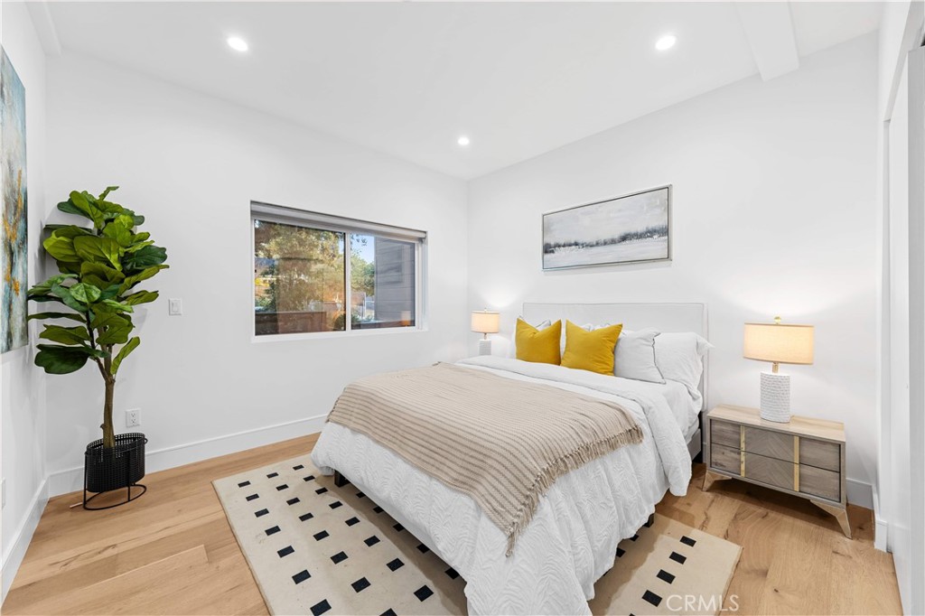 6050 E Burwood Avenue