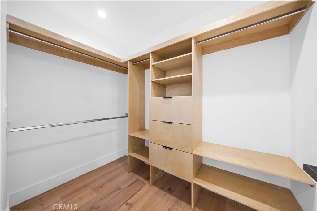 6050 E Burwood Avenue