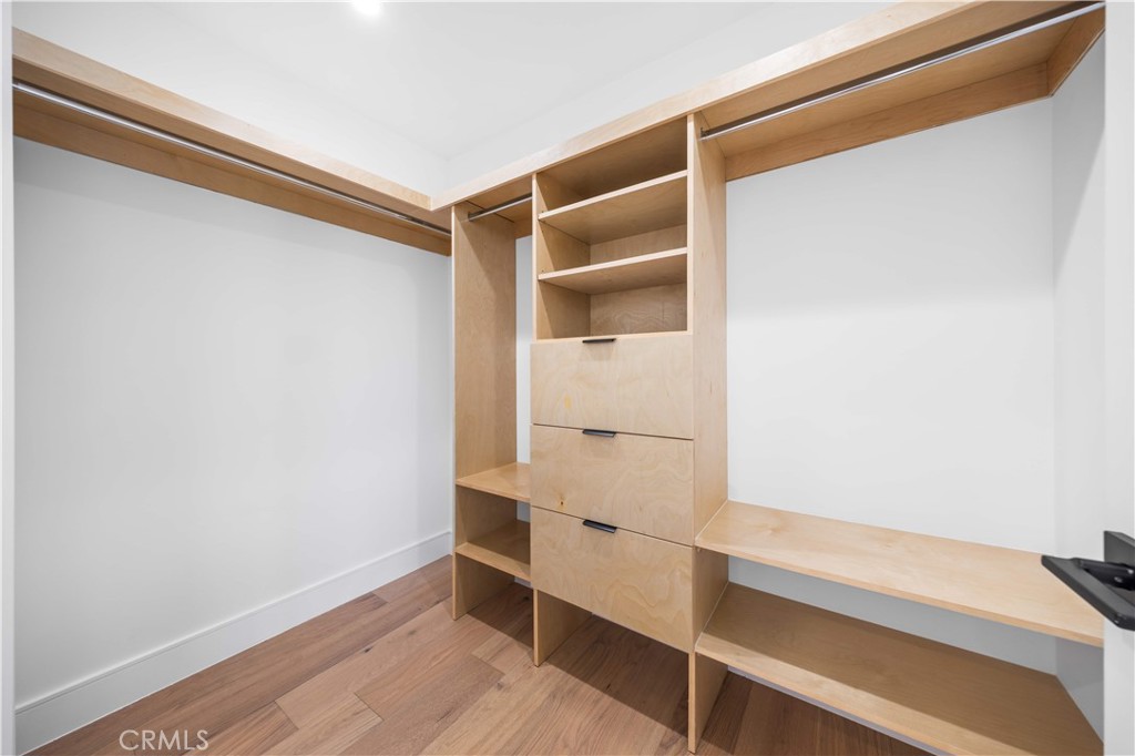 6050 E Burwood Avenue