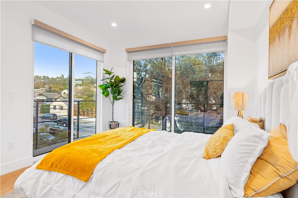 6050 E Burwood Avenue