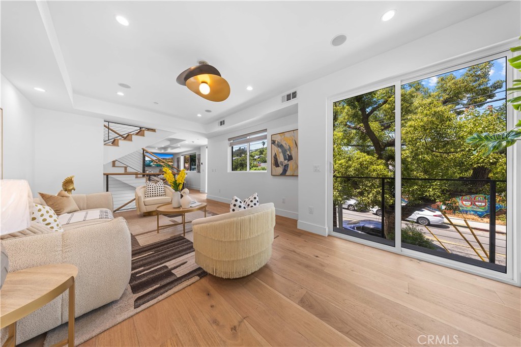 6050 E Burwood Avenue