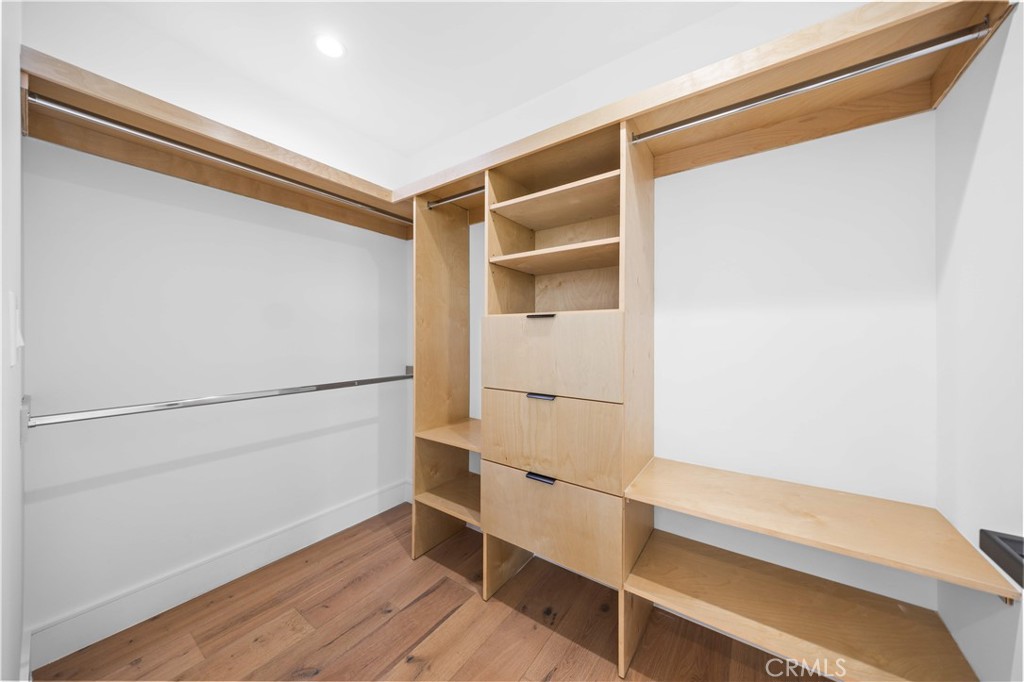 6050 E Burwood Avenue