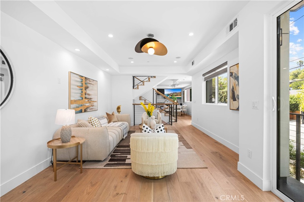 6050 E Burwood Avenue