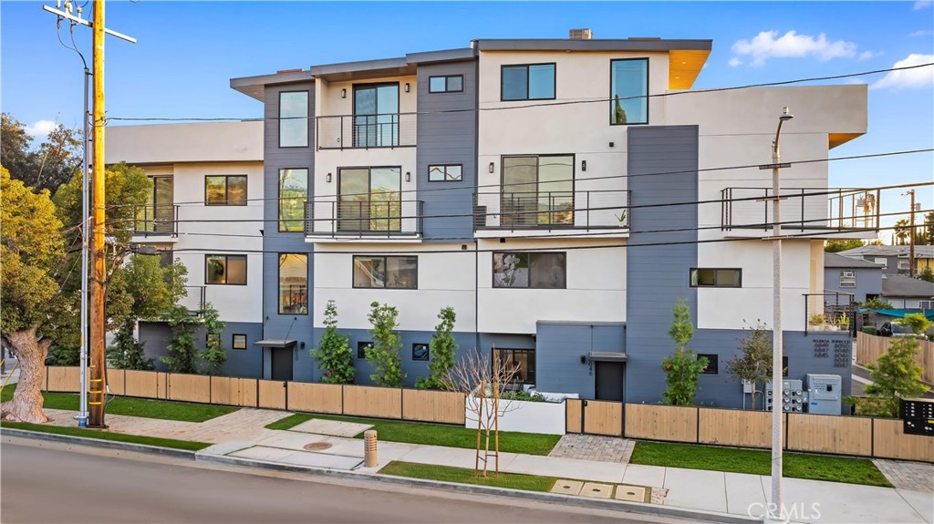 6050 E Burwood Avenue