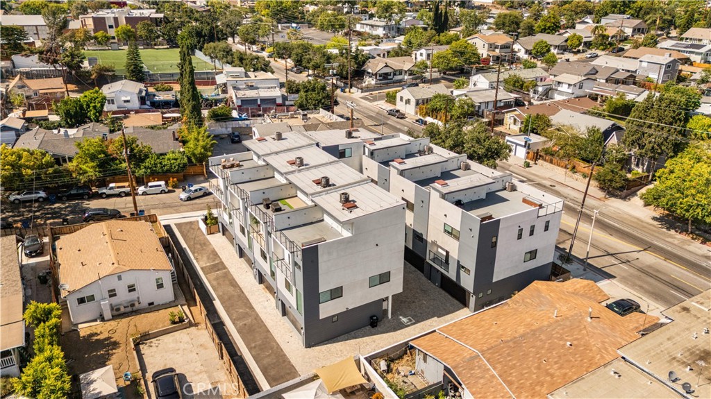 6849 N Figueroa Street