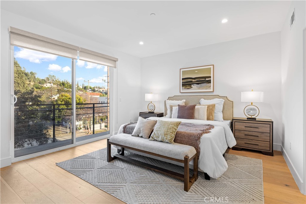 6849 N Figueroa Street