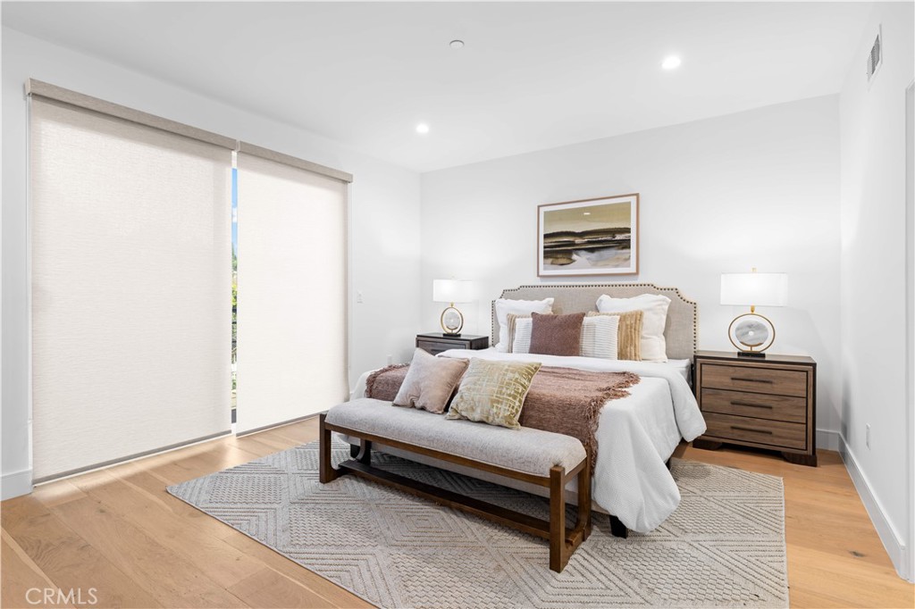 6849 N Figueroa Street