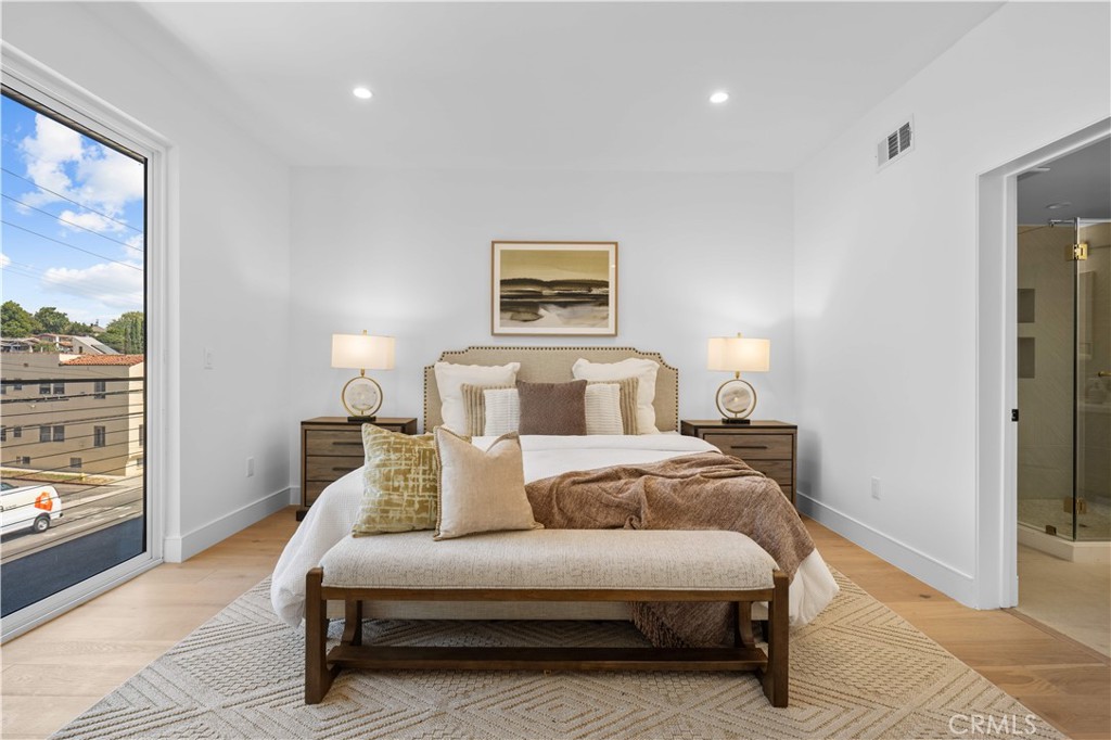 6849 N Figueroa Street