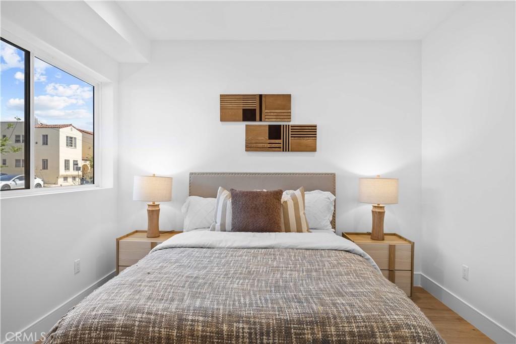 6849 N Figueroa Street