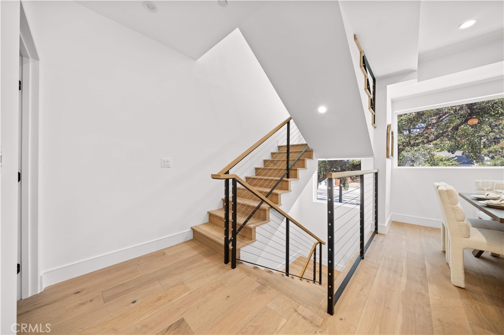 6849 N Figueroa Street