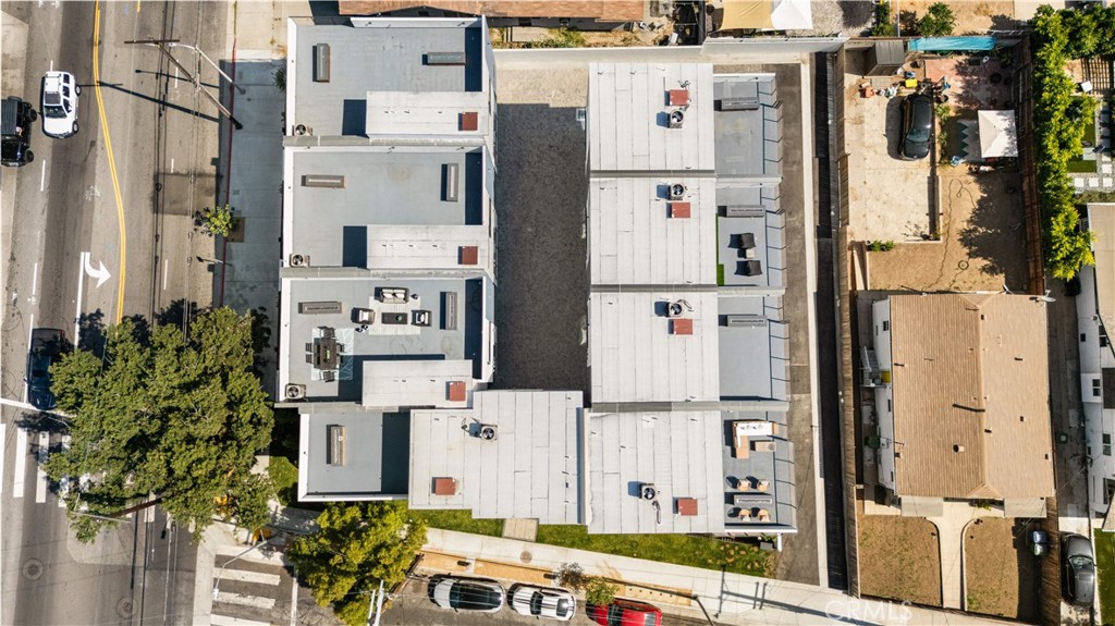 6849 N Figueroa Street