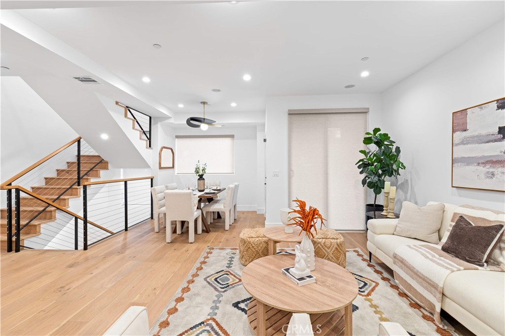 6849 N Figueroa Street