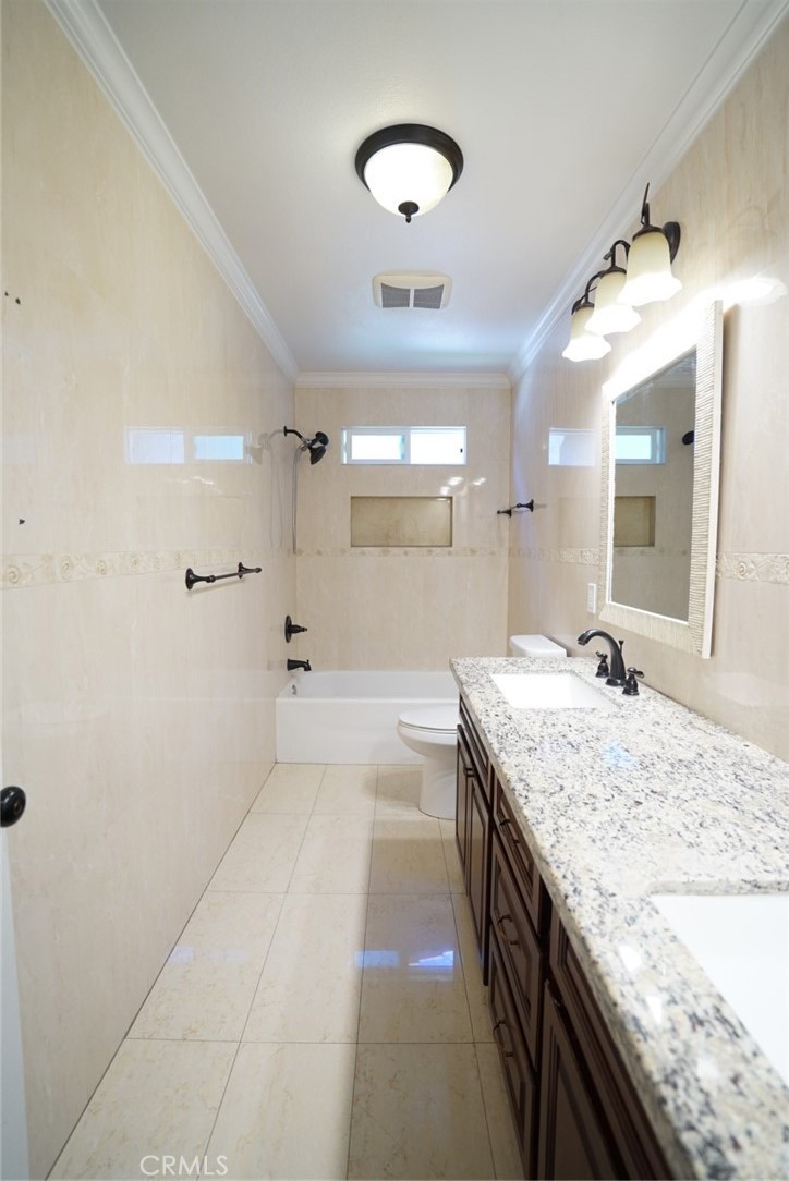 2485 Calle Villada Circle