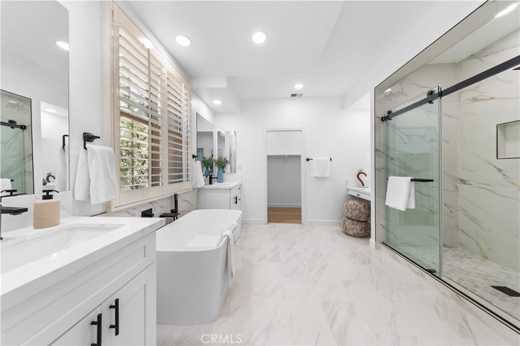 67 Cienega
