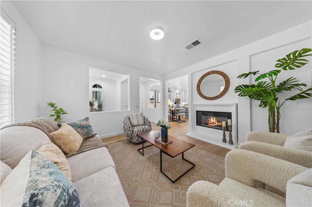 67 Cienega