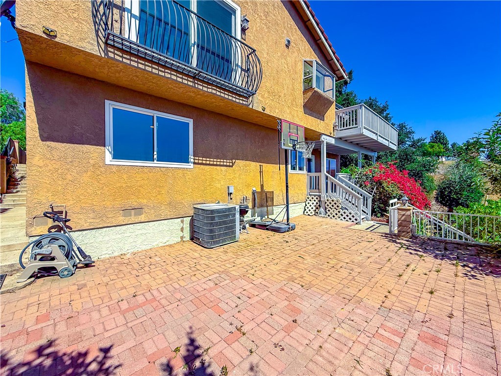 15429 Turquoise Circle N
