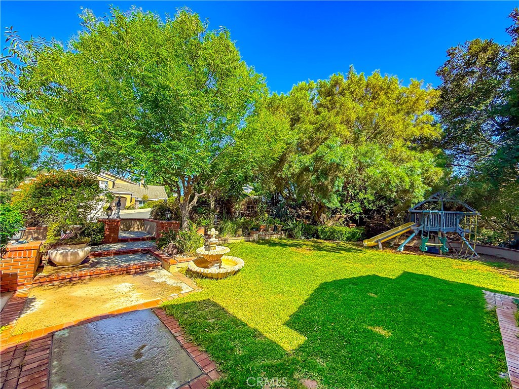 15429 Turquoise Circle N