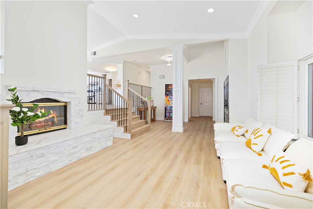 15429 Turquoise Circle N