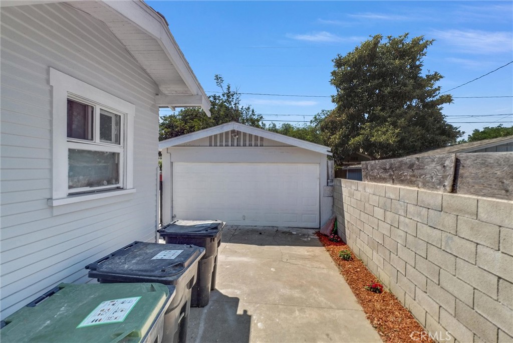 820 S Van Ness Avenue