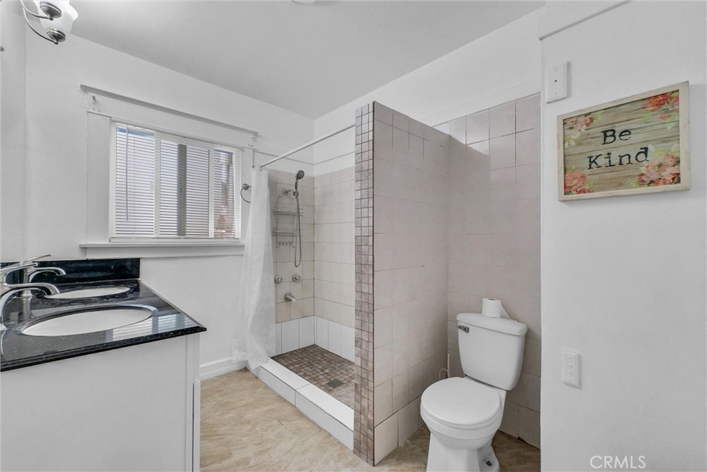 820 S Van Ness Avenue