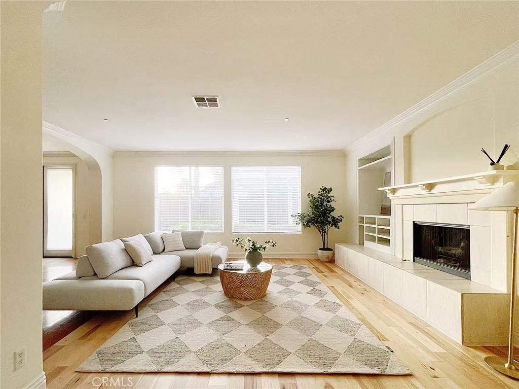 16393 Fox Valley Drive