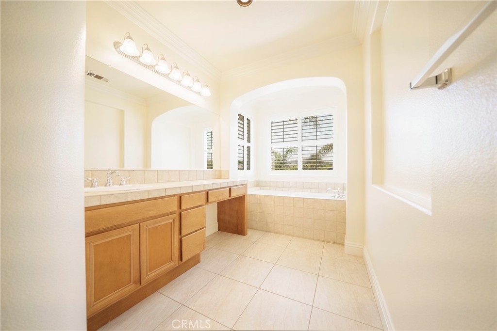 16393 Fox Valley Drive