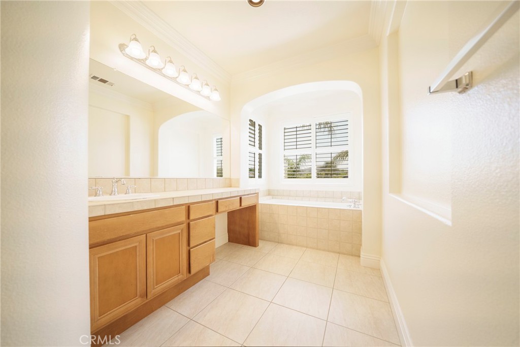 16393 Fox Valley Drive