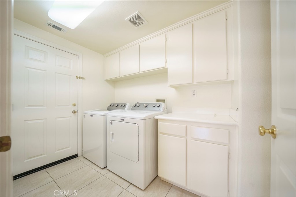 16393 Fox Valley Drive
