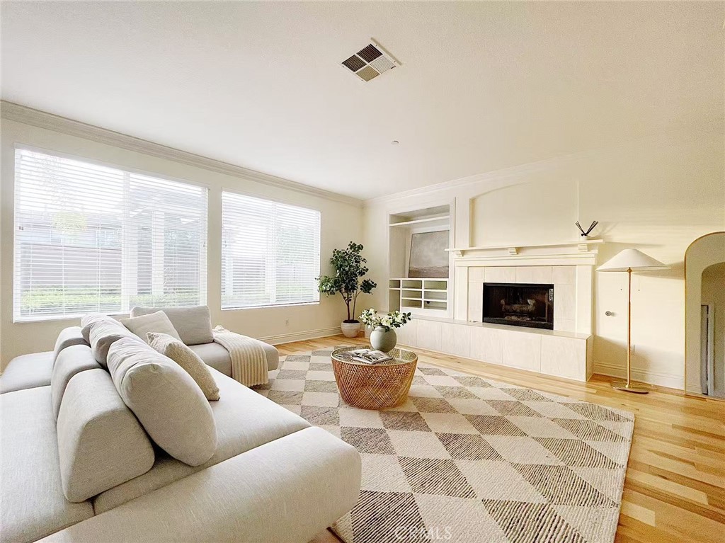 16393 Fox Valley Drive