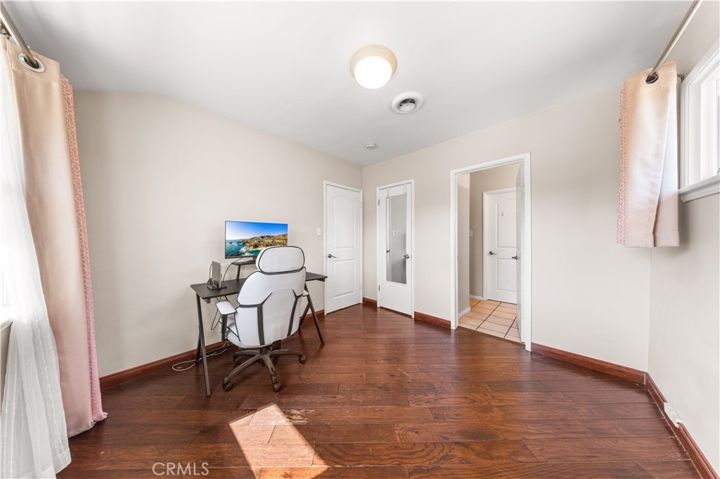 127 S Fernwood Street