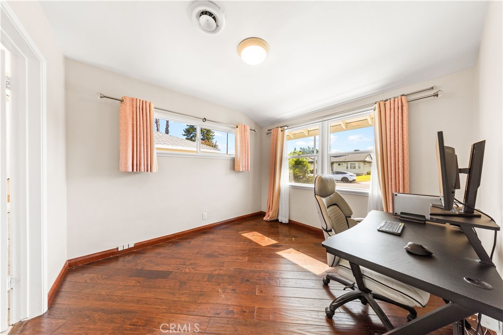 127 S Fernwood Street