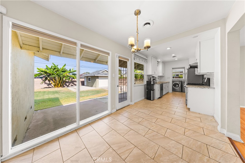 127 S Fernwood Street