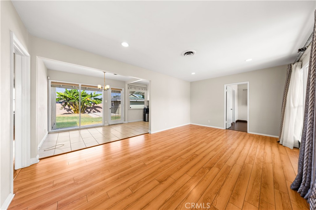 127 S Fernwood Street