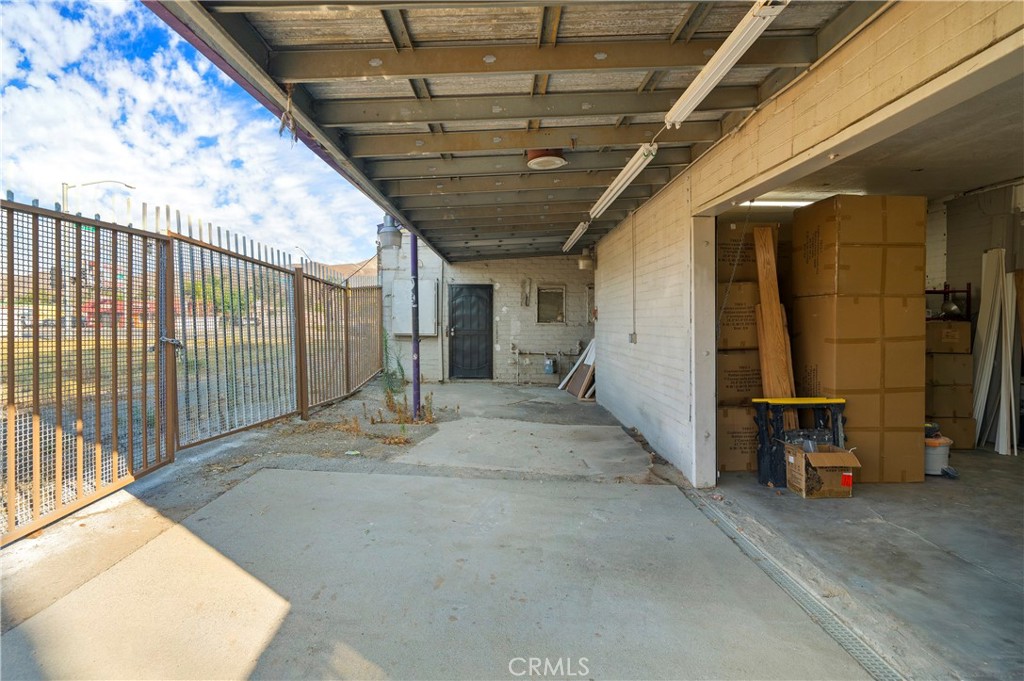 13659 Magnolia Avenue