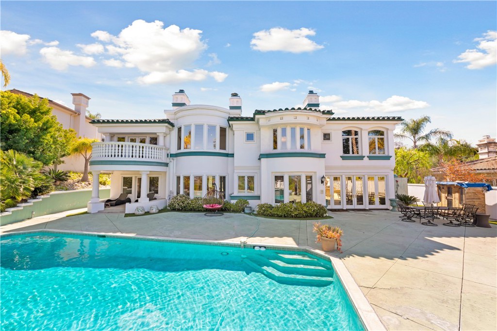 2821 Countrywood Lane
