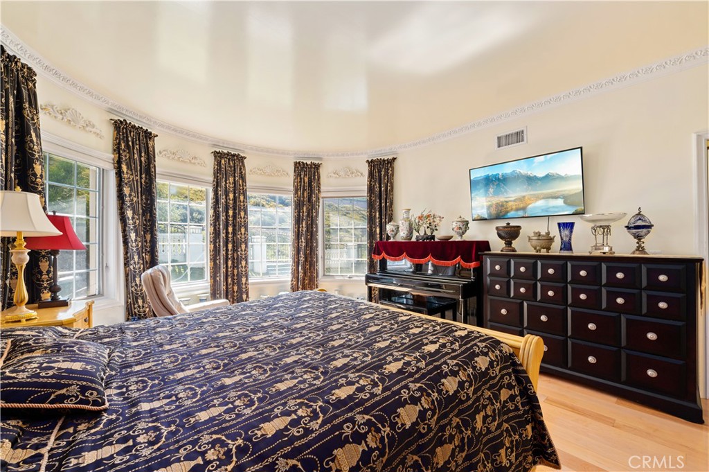 2821 Countrywood Lane