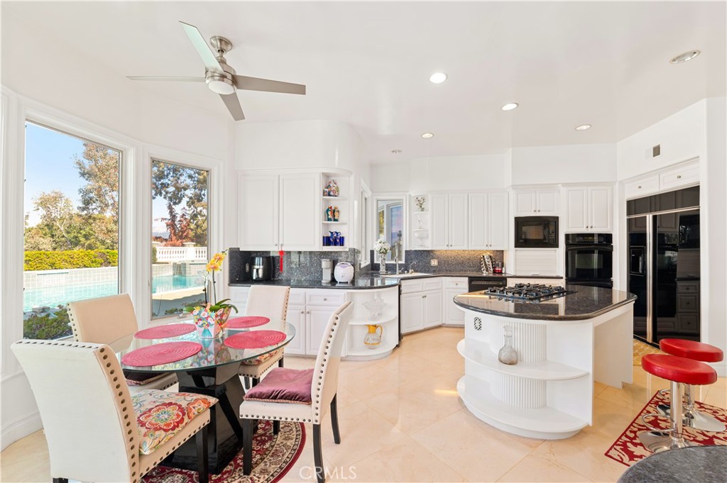 2821 Countrywood Lane
