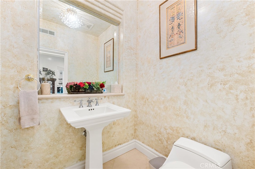 2821 Countrywood Lane