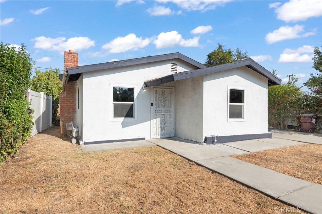 216 S Sandalwood Avenue