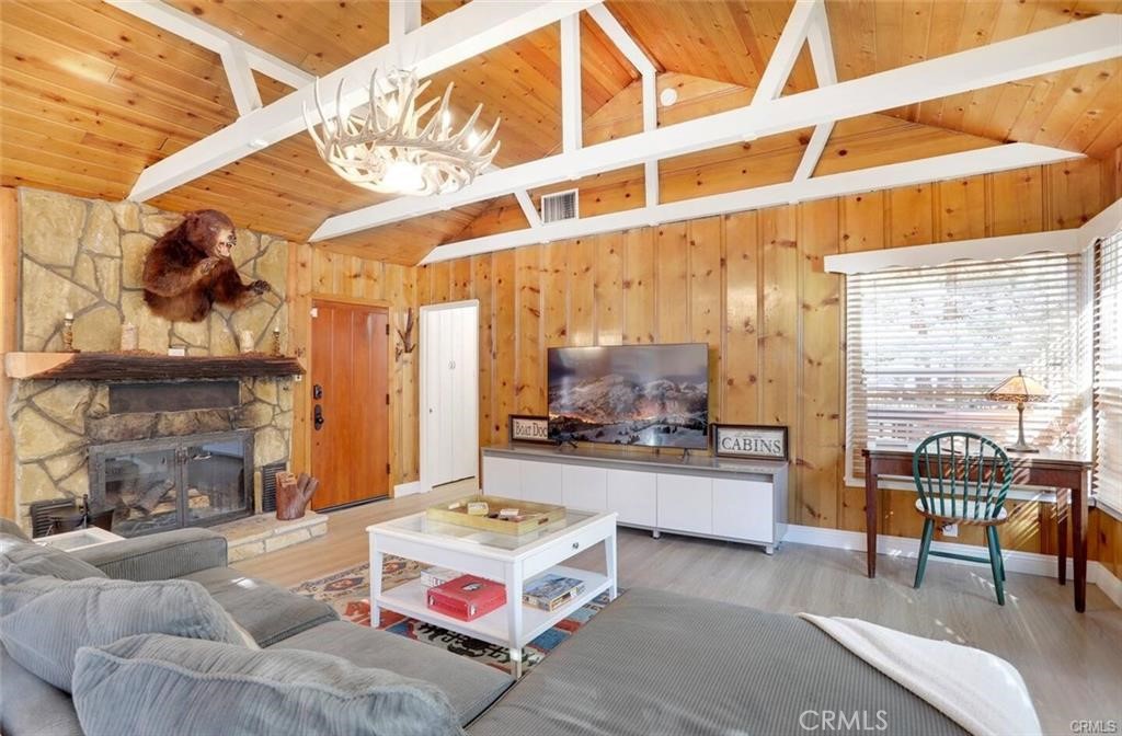 399 Gibralter Road